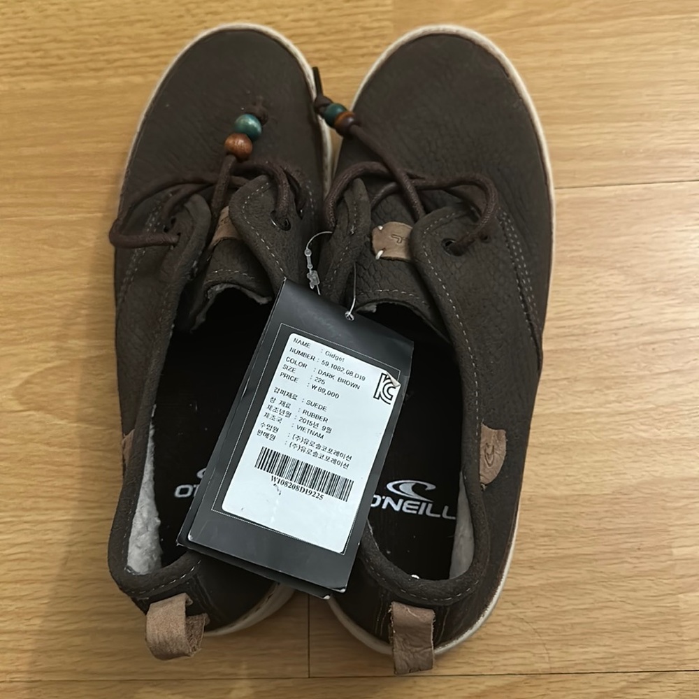 O’Neill shoes. Bought from Korea but never worn. Still has tag on it.